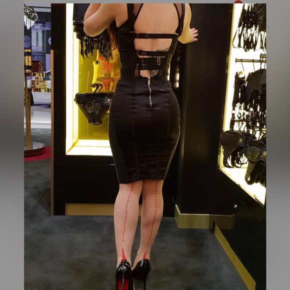 🖤 HB DRESS 🖤 - Picture 9 of 11